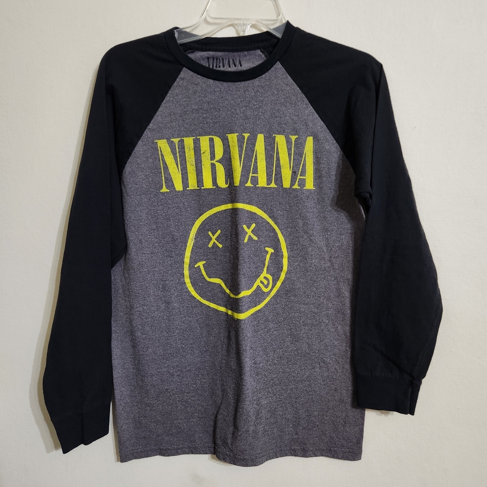 Nirvana Raglan Shirt - Black and Gray